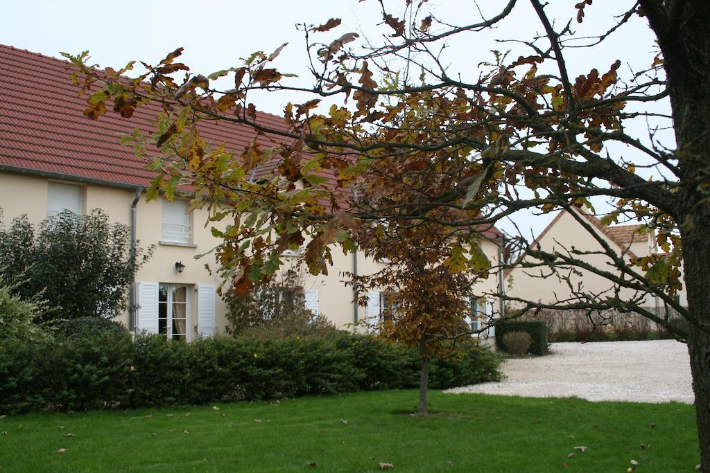 Vila La Croix De La Jarrie Châtres Exteriér fotografie